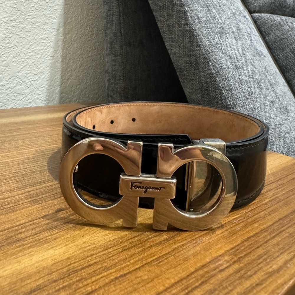 Salvatore Ferragamo, black, condition: excellent / 90 cm